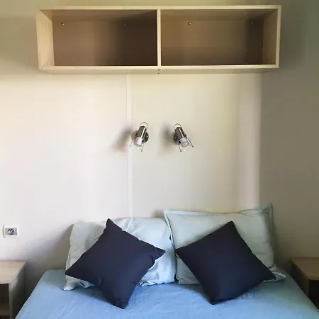 Mobil Pour 6 Personnes Climatise A Quelques Minutes Des Plages Campsite