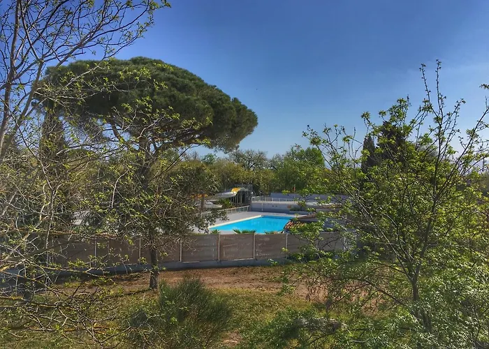 Camping Mobil Pour 6 Personnes Climatise A Quelques Minutes Des Plages Agde