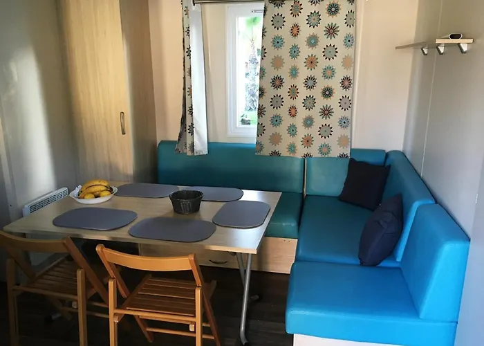 Mobil Pour 6 Personnes Climatise A Quelques Minutes Des Plages Camping