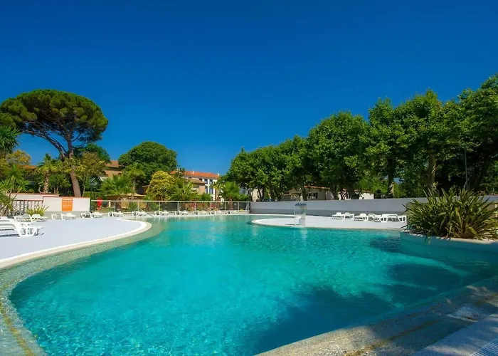 Mobil Pour 6 Personnes Climatise A Quelques Minutes Des Plages Camping *