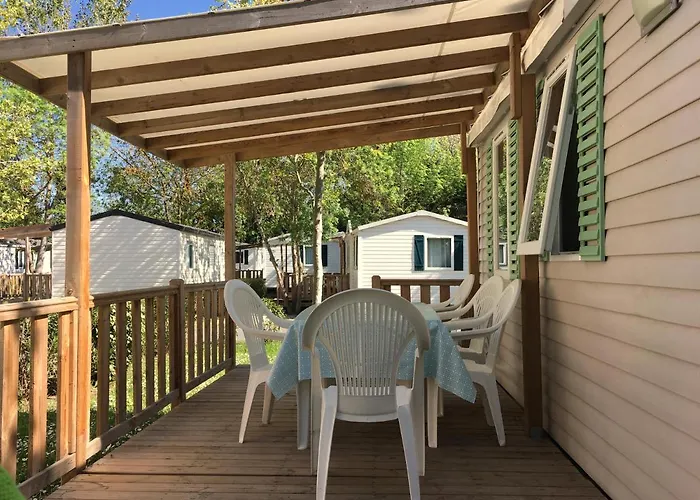 Mobil Pour 6 Personnes Climatise A Quelques Minutes Des Plages Camping